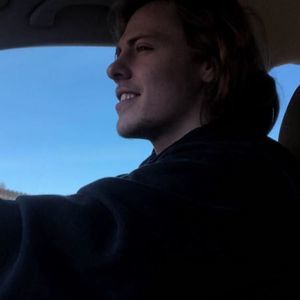 Meet your Posher, Hunter